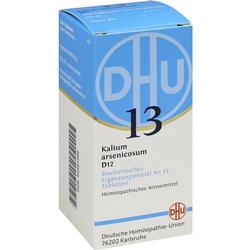 Eine weiße Medikamentenverpackung mit blauer Aufschrift und dem Logo DHU 13.